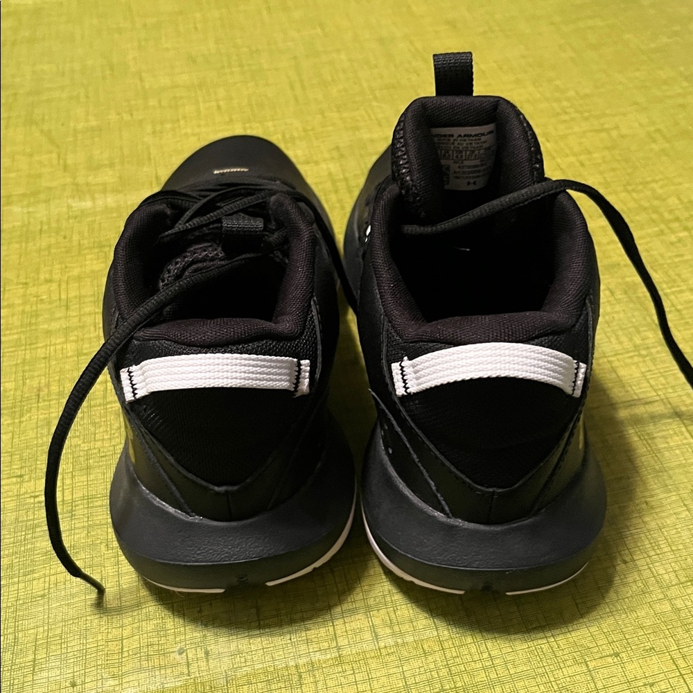 Under Armour Men's Black and White Athletic Shoes - Picture 5 of 6